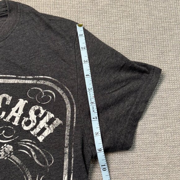 Johnny Cash Man In Black Graphic T-Shirt Short Sleeve Charcoal Gray Adult Small - Picture 10 of 10